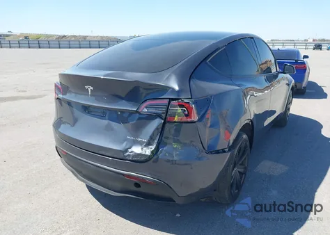 2023 Tesla Model Y Awd/Long Range Dual Motor All-Wheel Drive из США, поврежденный, VIN 7SAYGDEE4PA202135